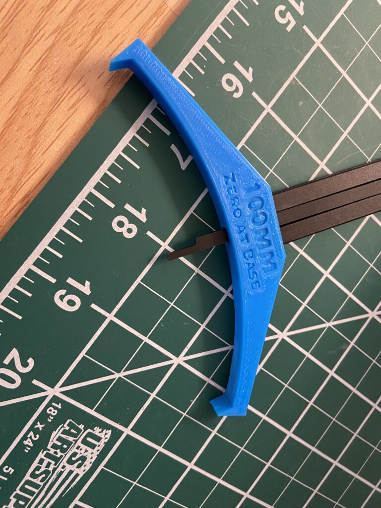 curve finder curved version 3d printed tool attaches to back of digital calipers to measure curve mario sultan designs view 2